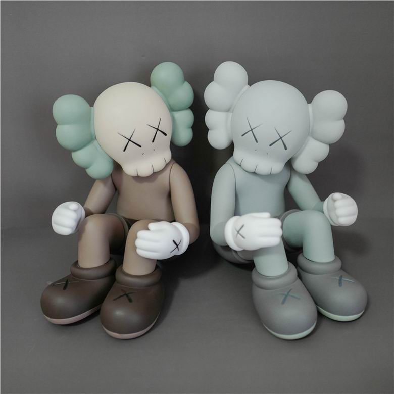 Kaws 25cm m  (6)